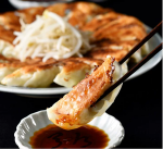 浜松餃子の老舗「石松」の餃子